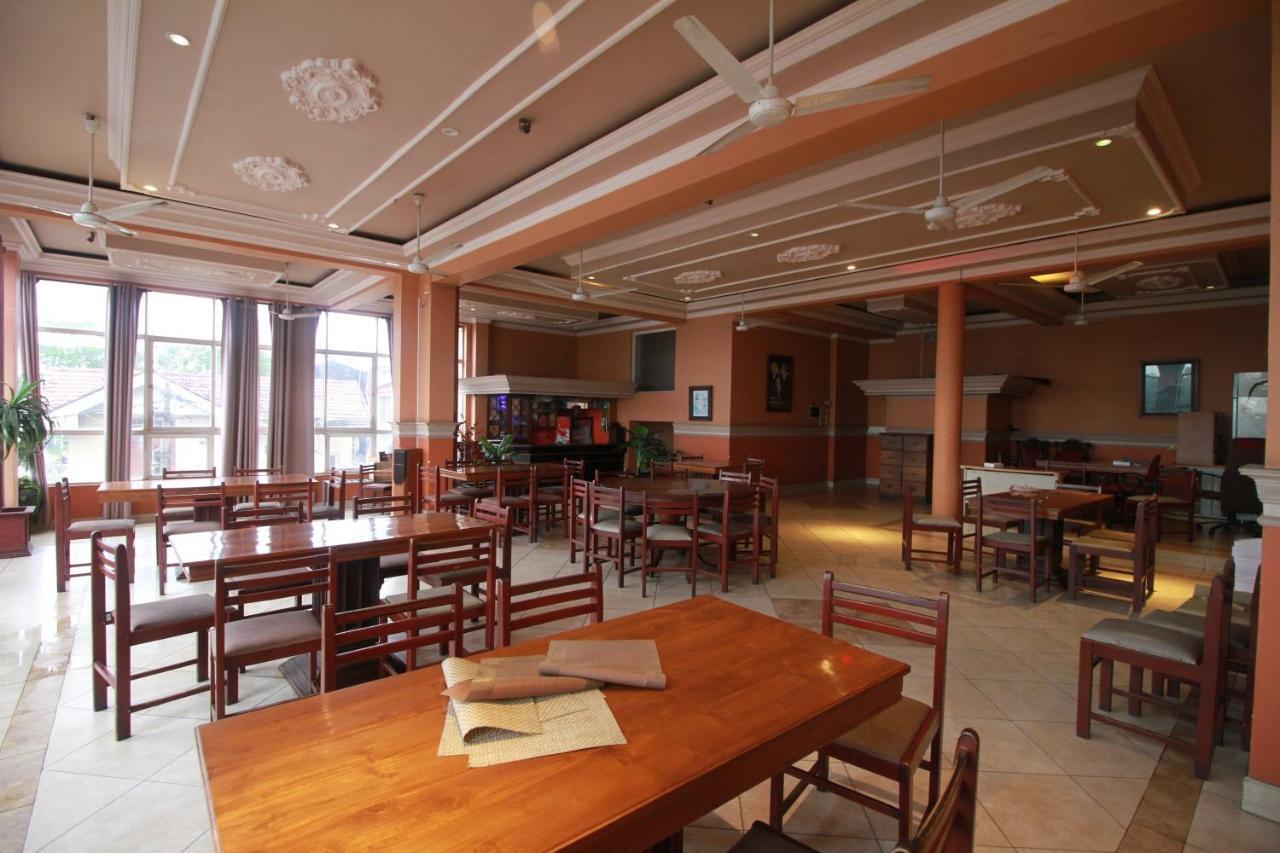 Oyo 317 Choy'S Waterfront Residence Negombo Zewnętrze zdjęcie