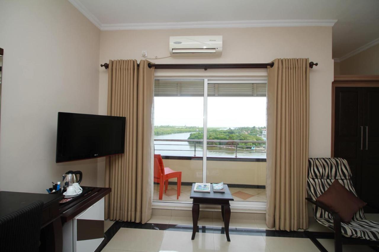 Oyo 317 Choy'S Waterfront Residence Negombo Zewnętrze zdjęcie
